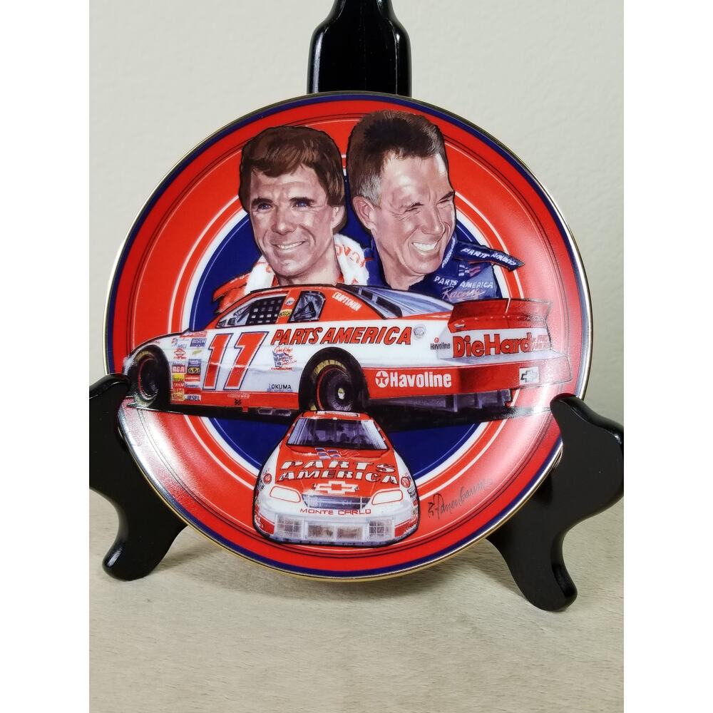 Darrell Waltrip Reflections Of A Champ 6 1/2" Year 1997 Wall Decor Plate Vtg